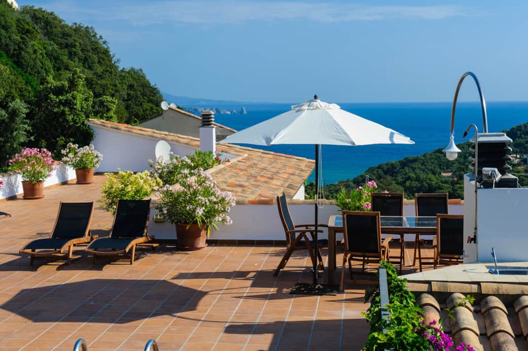 plenty of sun loungers for guests