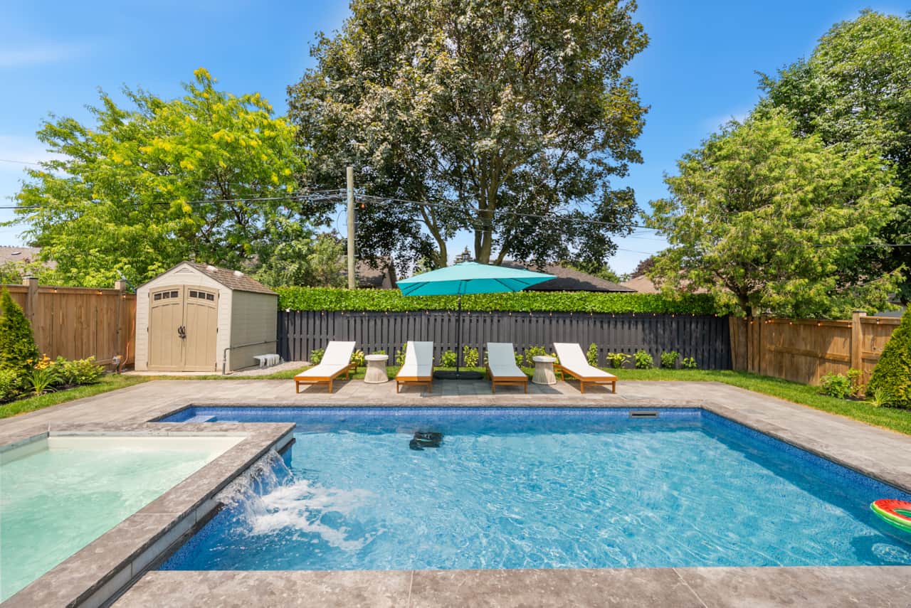 Pool 1