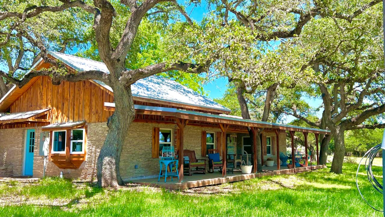The Main House (Turquoise Treasure)