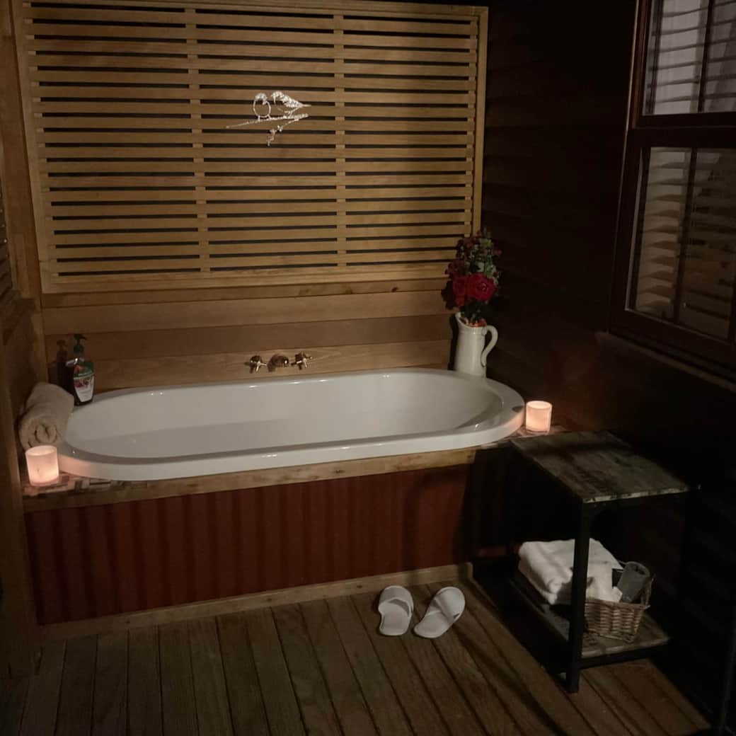 Outdoor bath under verandah for private all year round bathing Outdoor bath under verandah for private all year round bathing