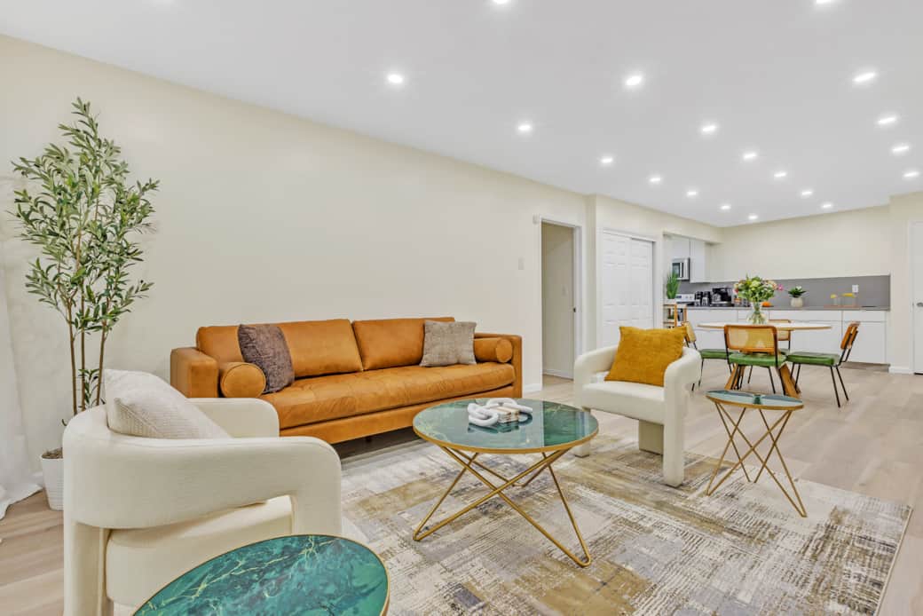 Modern decor with a cozy touch Modern decor with a cozy touch