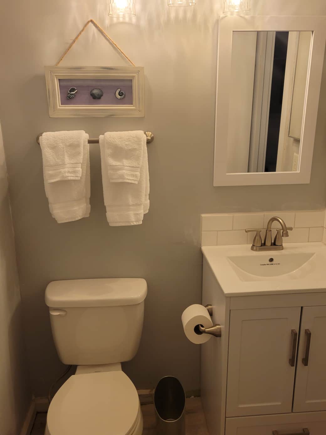 Full Bathroom Full Bathroom