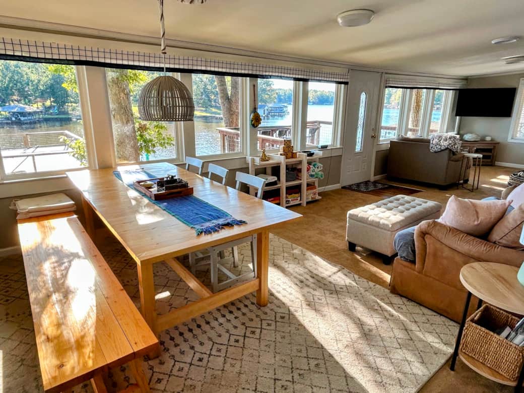 Large living/dining room combo