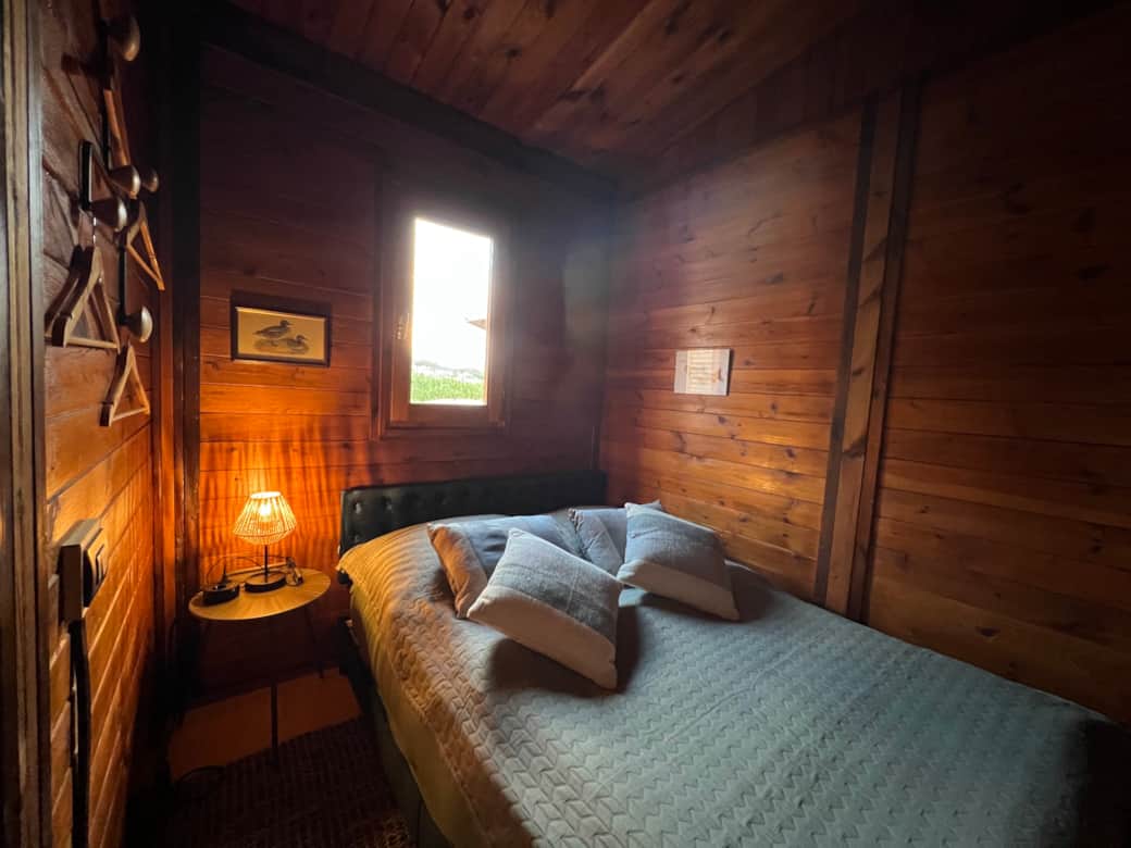 Einzelzimmer mit XL Bett Einzelzimmer mit XL Bett