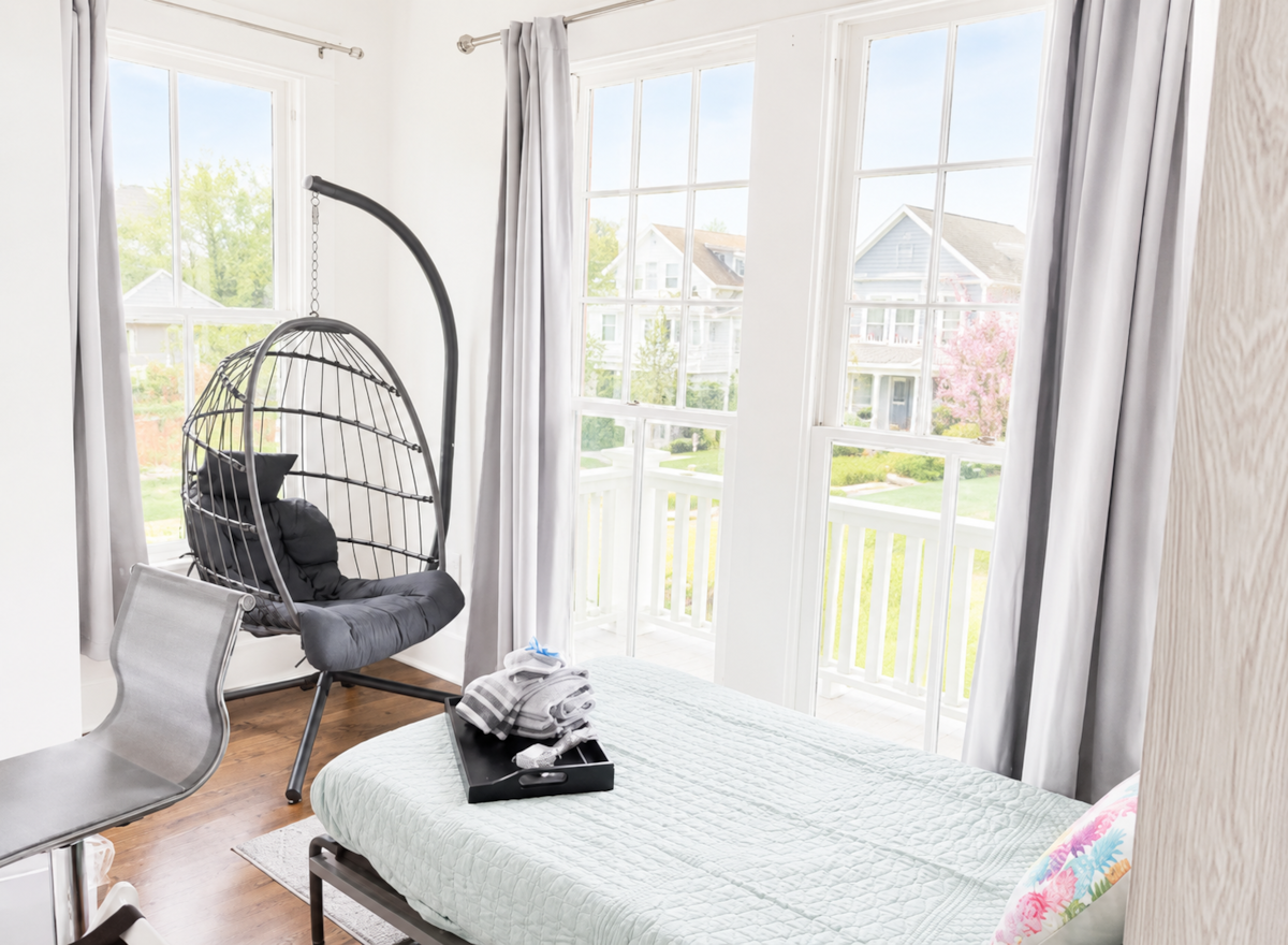 Murphy bedroom with swing at White Magnolia Galveston