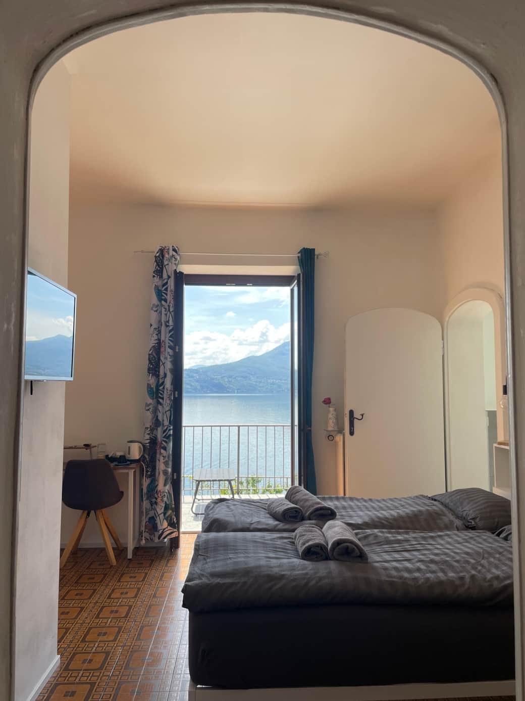 zimmer-seeblick-Lago-maggiore-villa-angelina-cannero-riviera-smeraldo