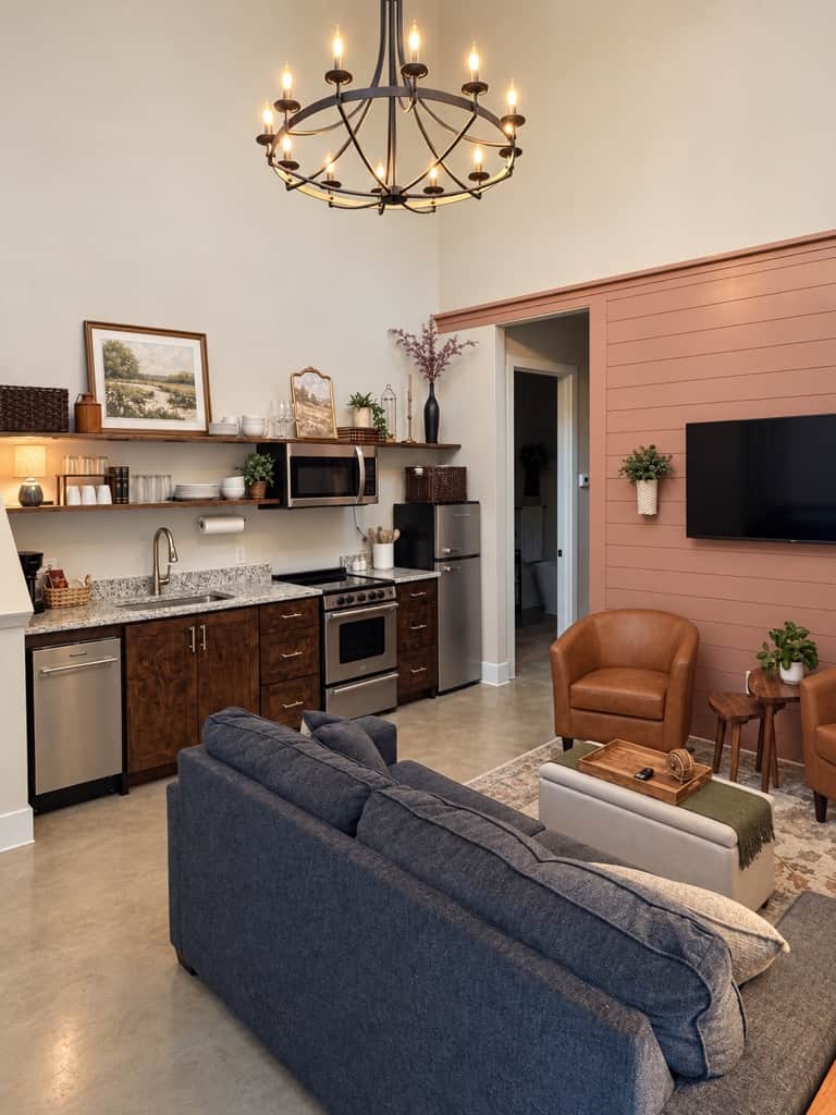 Family Room / Kitchenette