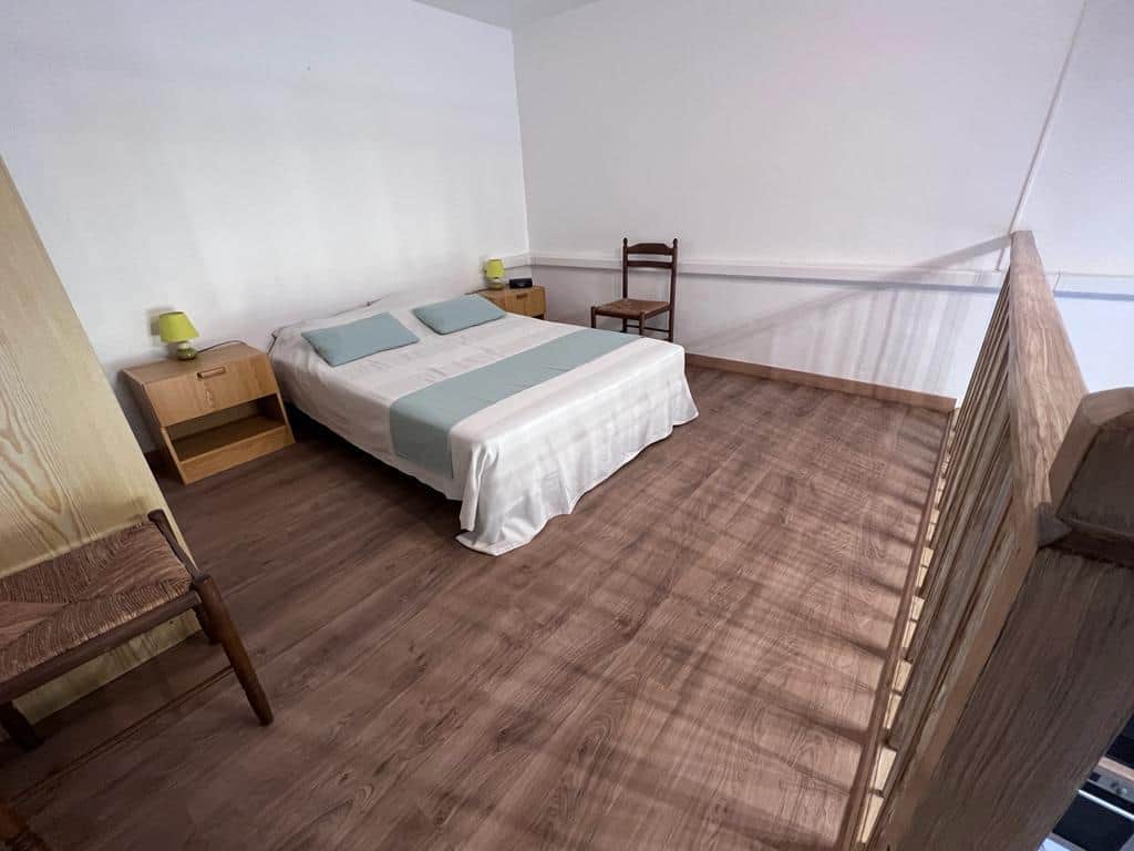 Chambre sur mezzanine - lit double