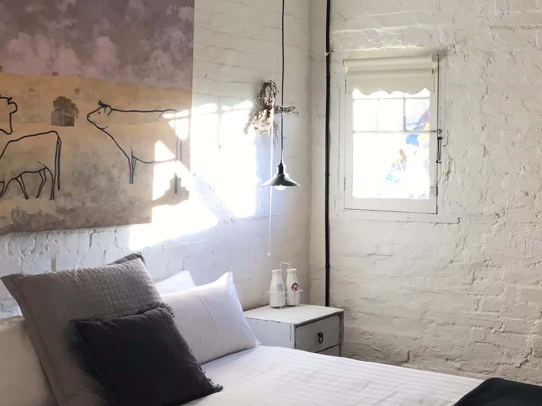 King Size Bed can be split into two singles