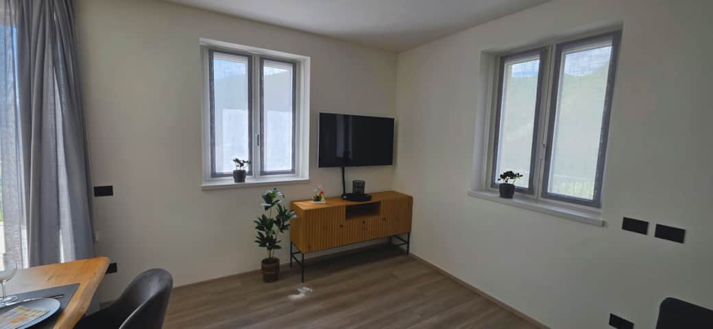 Milano 04 Wohnzimmer TV Bereich Milano 04 Wohnzimmer TV Bereich