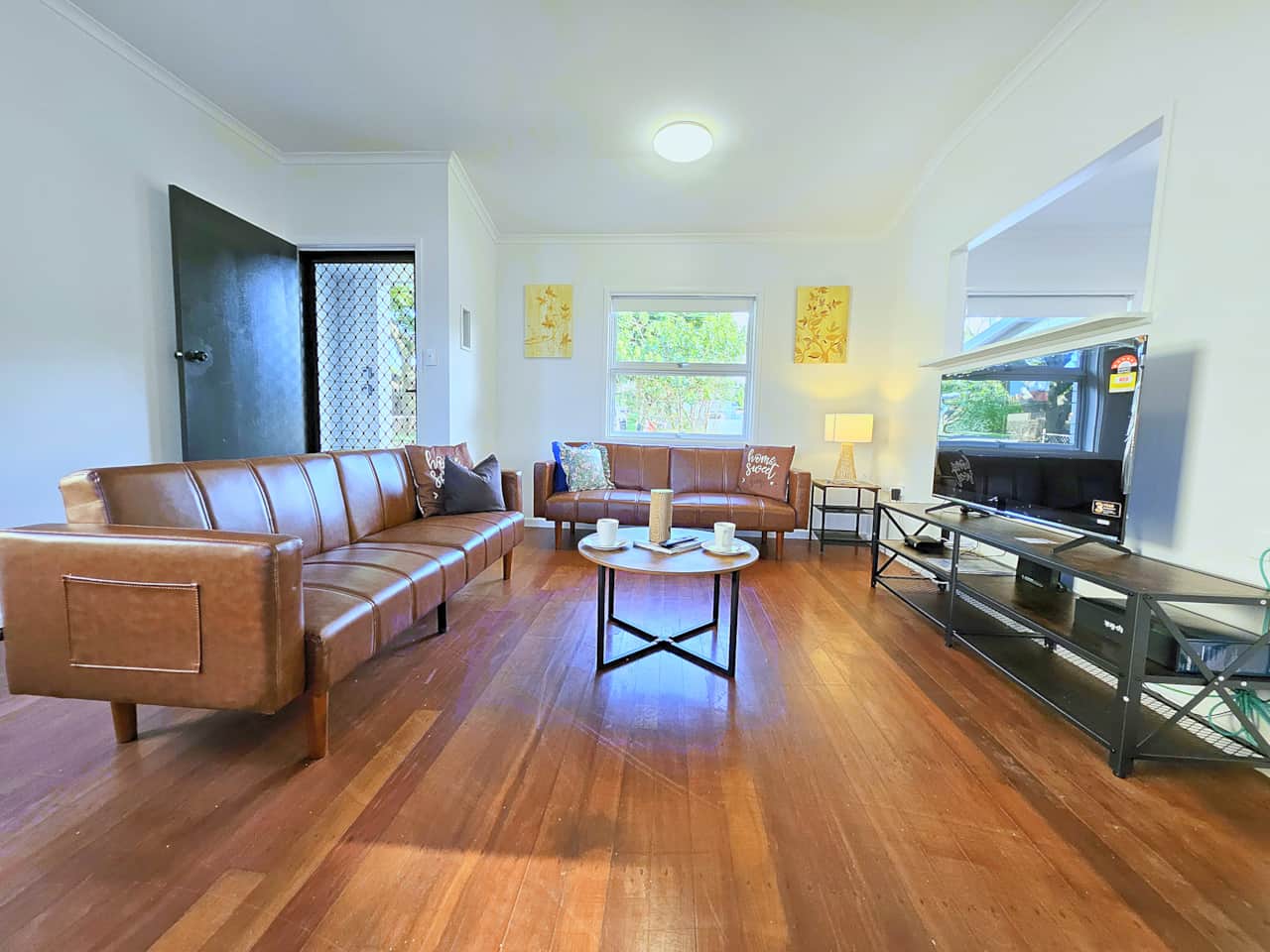 01 living room