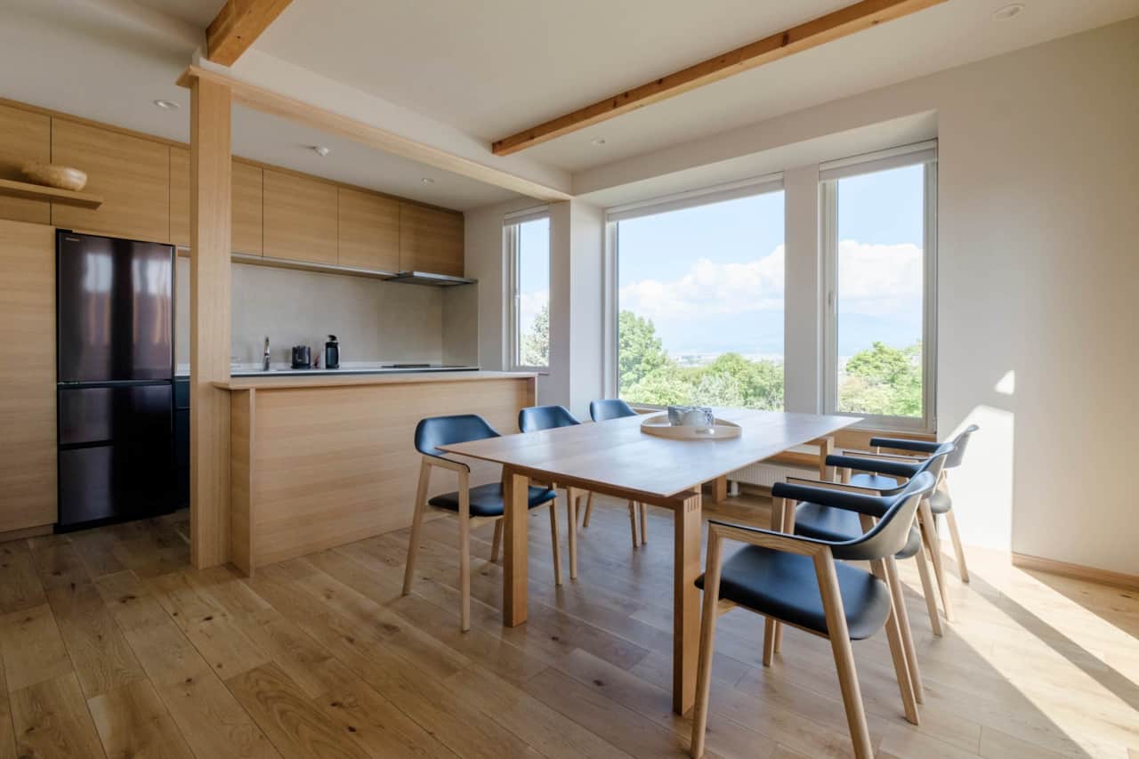 Kitchen - Dining Area