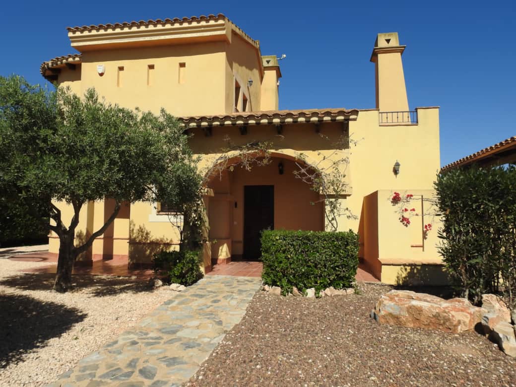 Front villa