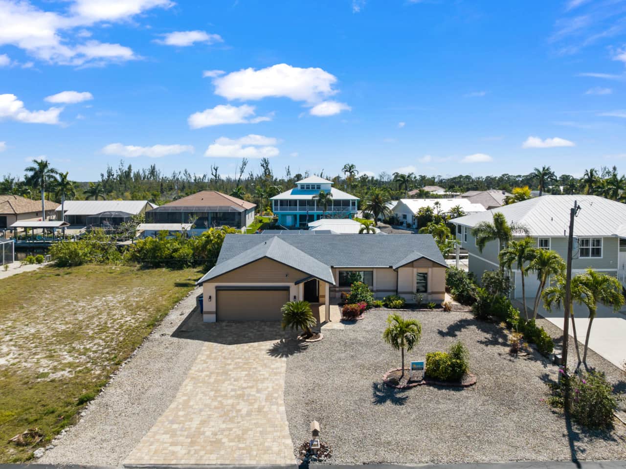 Seaside Villa Manatee Bay