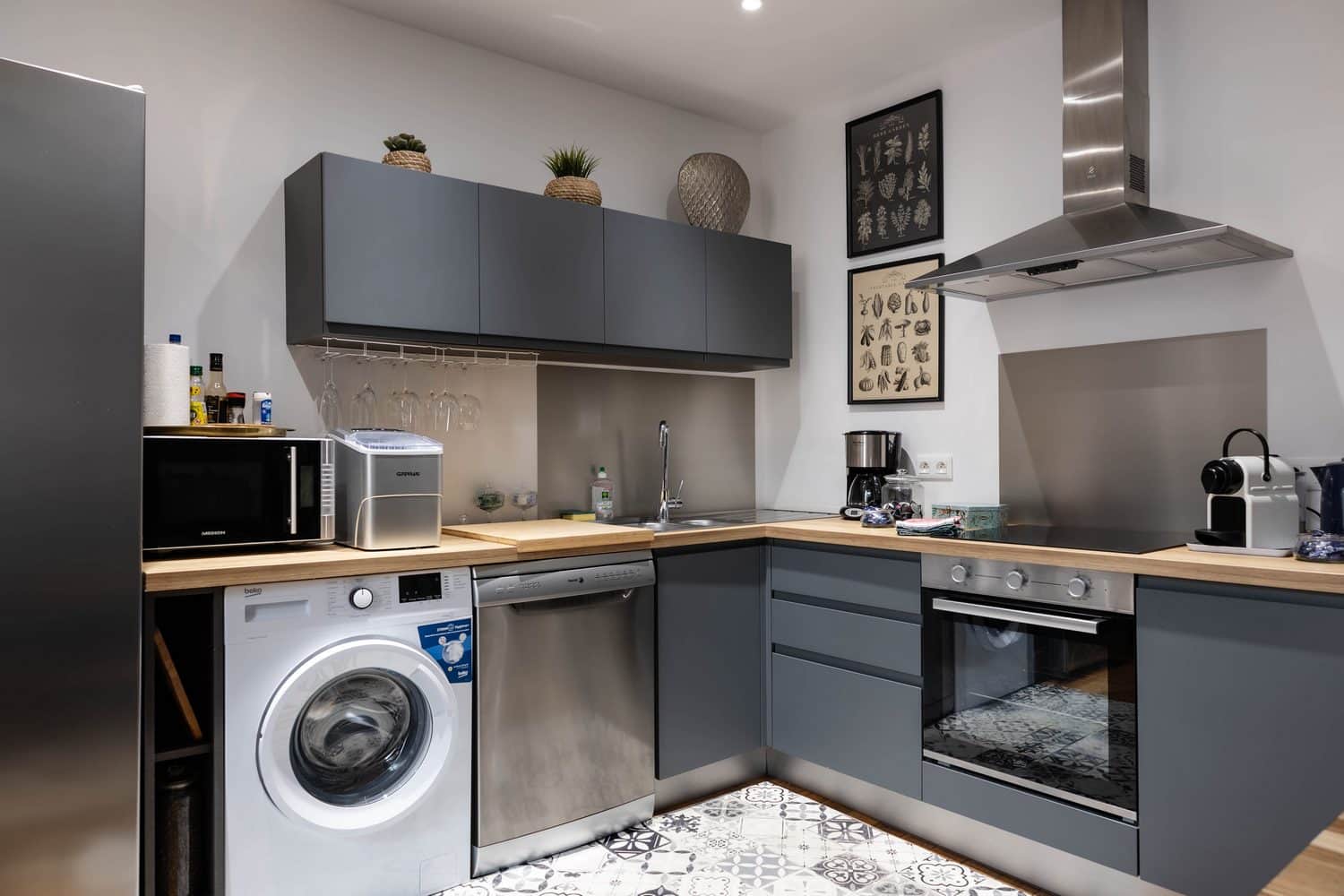 Cuisine équipée d'un appartement AppartUnique à Vichy