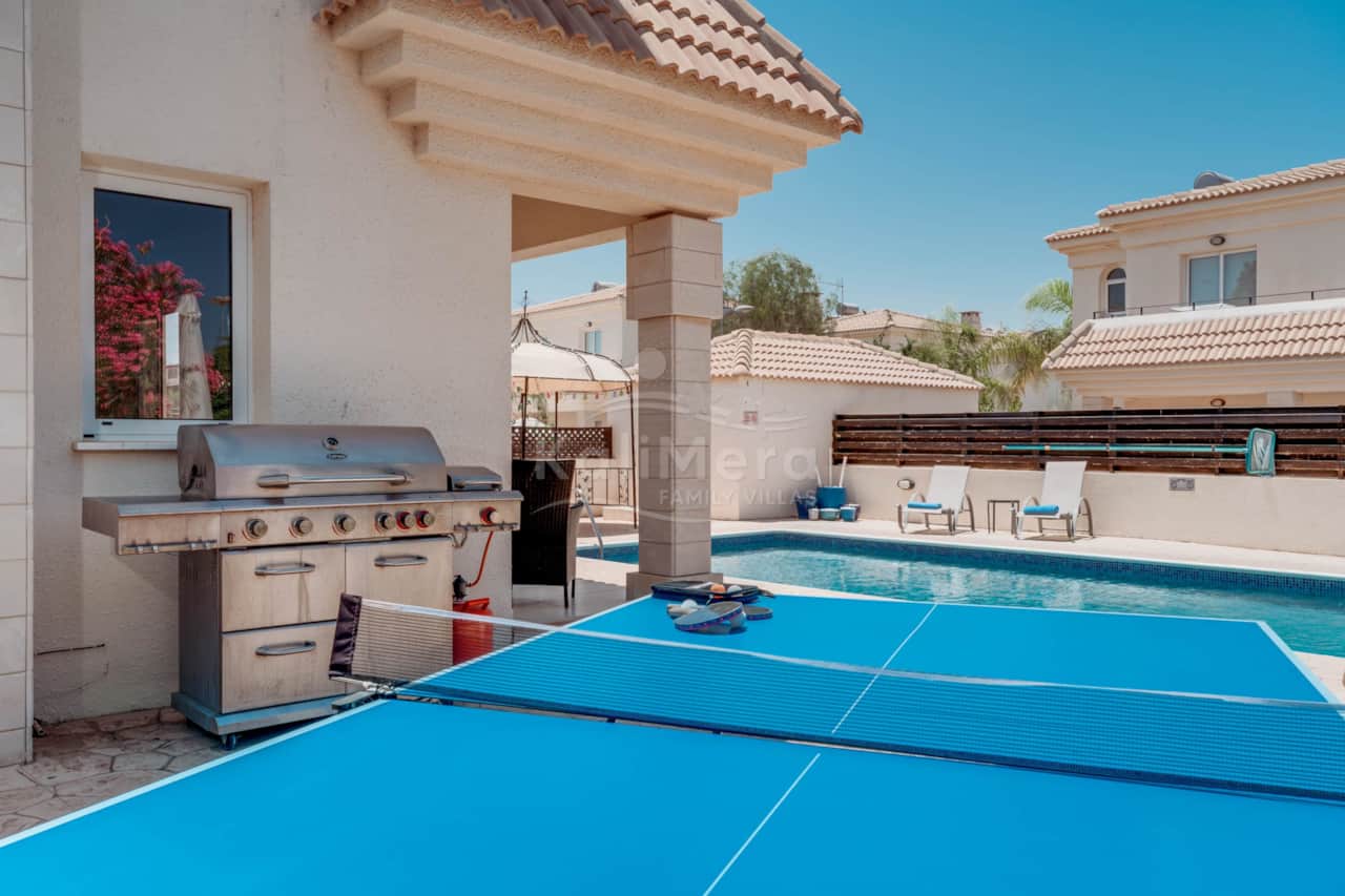 Hanna Ping-Pong BBQ