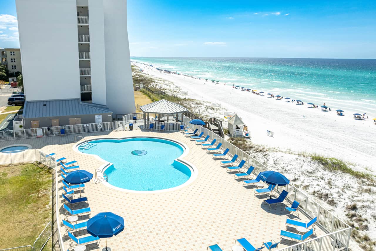 Beach front pool!