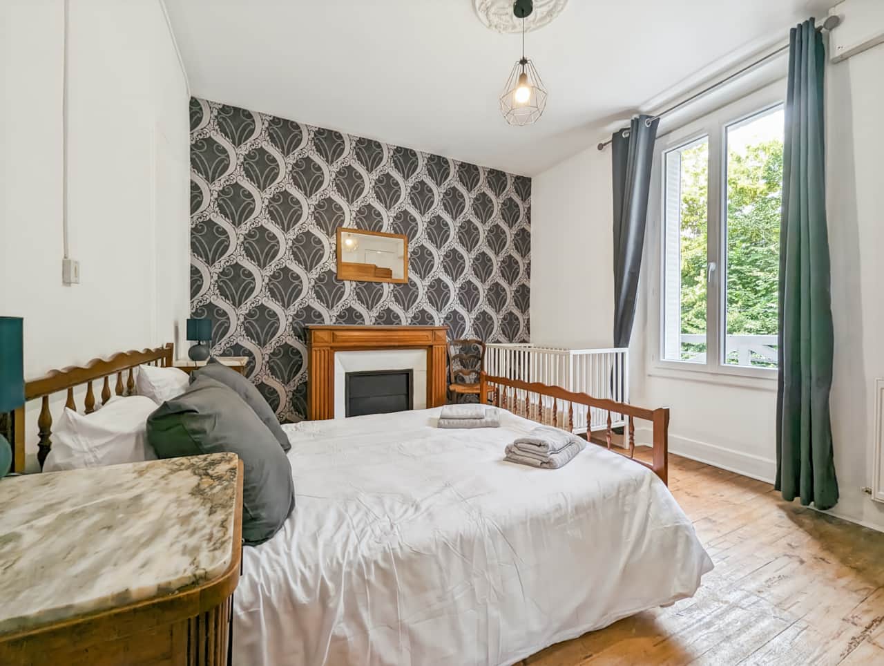 Chambre 5 1er etage f7fd