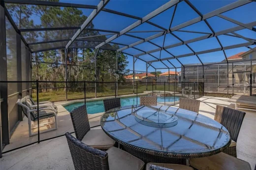 Outside dining area Outside dining area