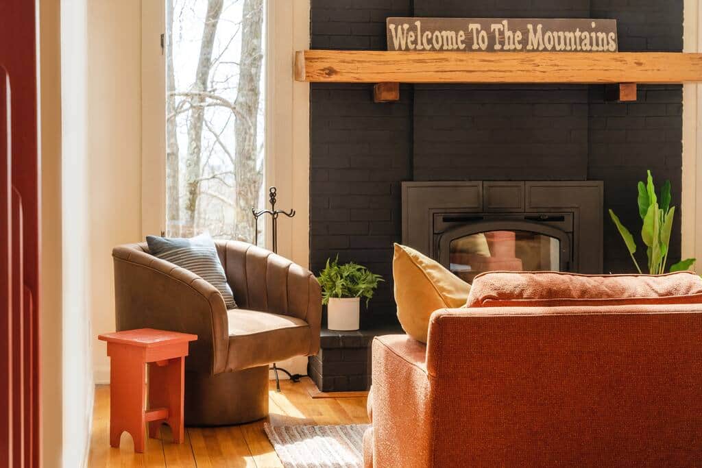 Living Room - Detail