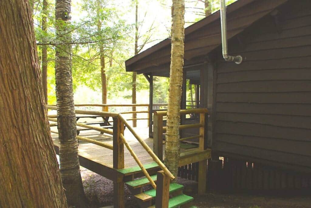Camp Lawrence Adirondack Waterfront Cabin PetFriendly in Saranac Lake