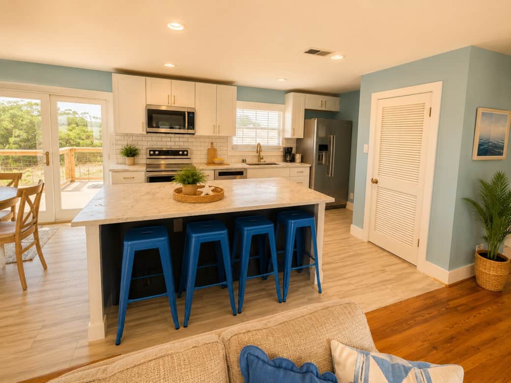 Full Kitchen with all of the essentials Full Kitchen with all of the essentials