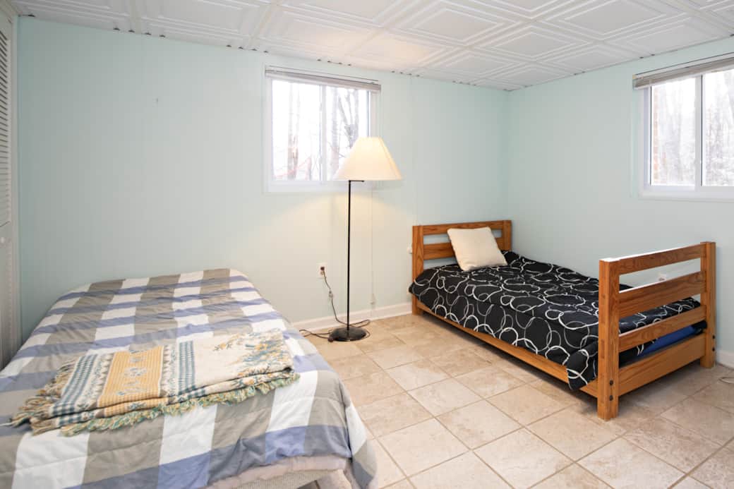 Downstairs BR 2 - 2 Single beds