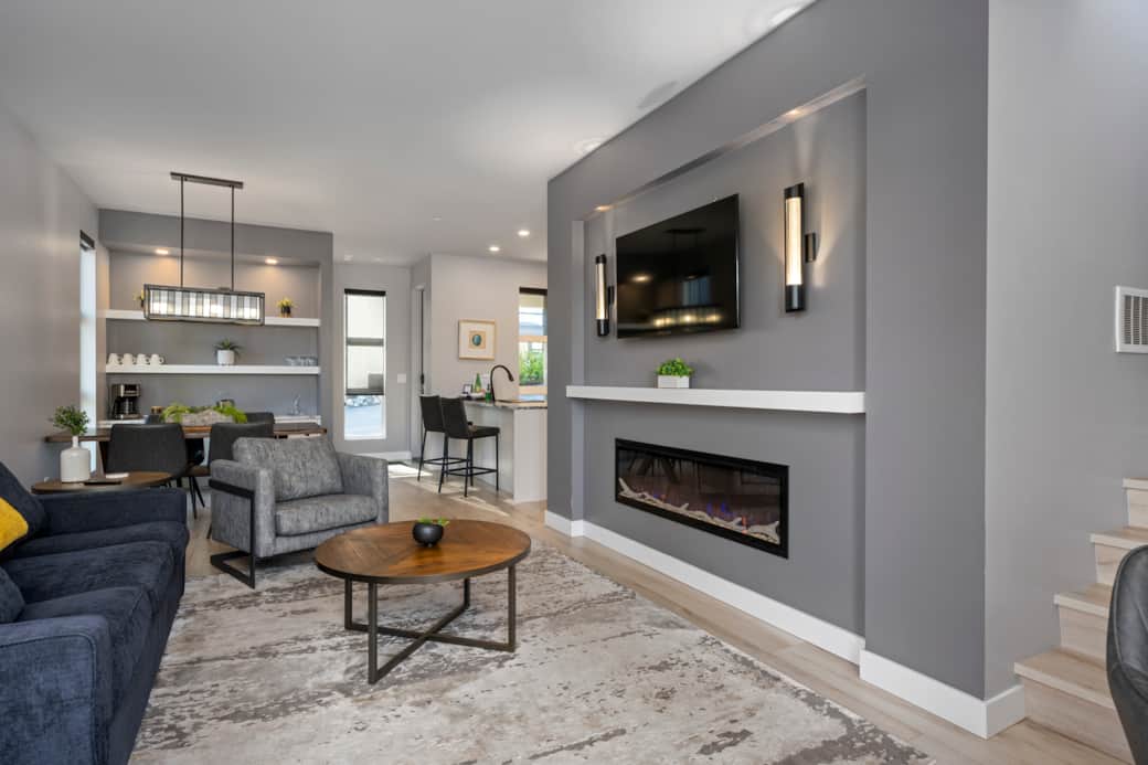 Fireplace & smart tv