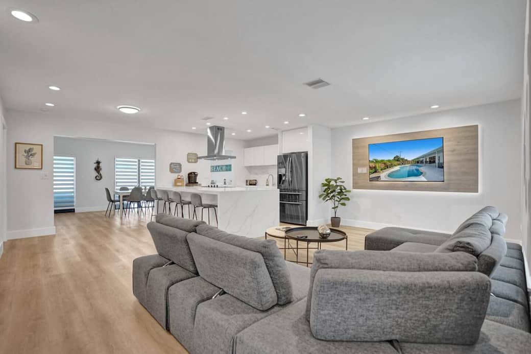 Living Room 1, Smart TV with internet and HDMI connections. Adjustable Backrest Sofa turns into a bed. 