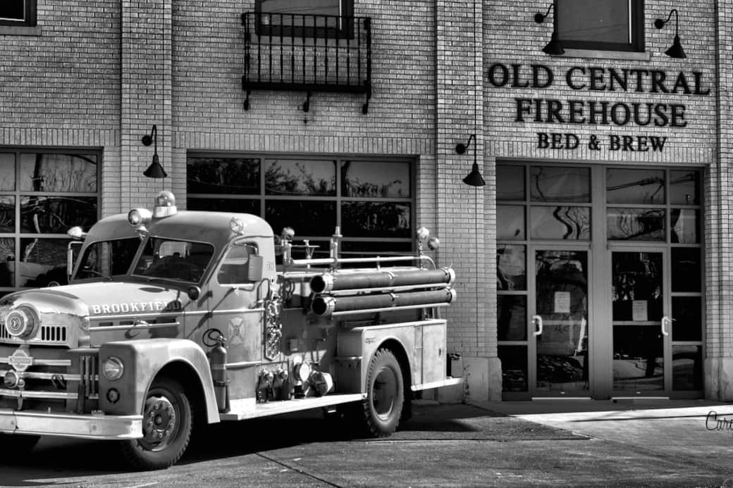 Situated in Downtown San Angelo, Old Central Firehouse was built in 1929. It was one of the first firehouses in San Angelo and remained a firehouse until 1976.This building is beautiful in stature
Enjoy a relaxing getaway in an old unique Firehouse Situated in Downtown San Angelo, Old Central Firehouse was built in 1929. It was one of the first firehouses in San Angelo and remained a firehouse until 1976.This building is beautiful in stature
Enjoy a relaxing getaway in an old unique Firehouse