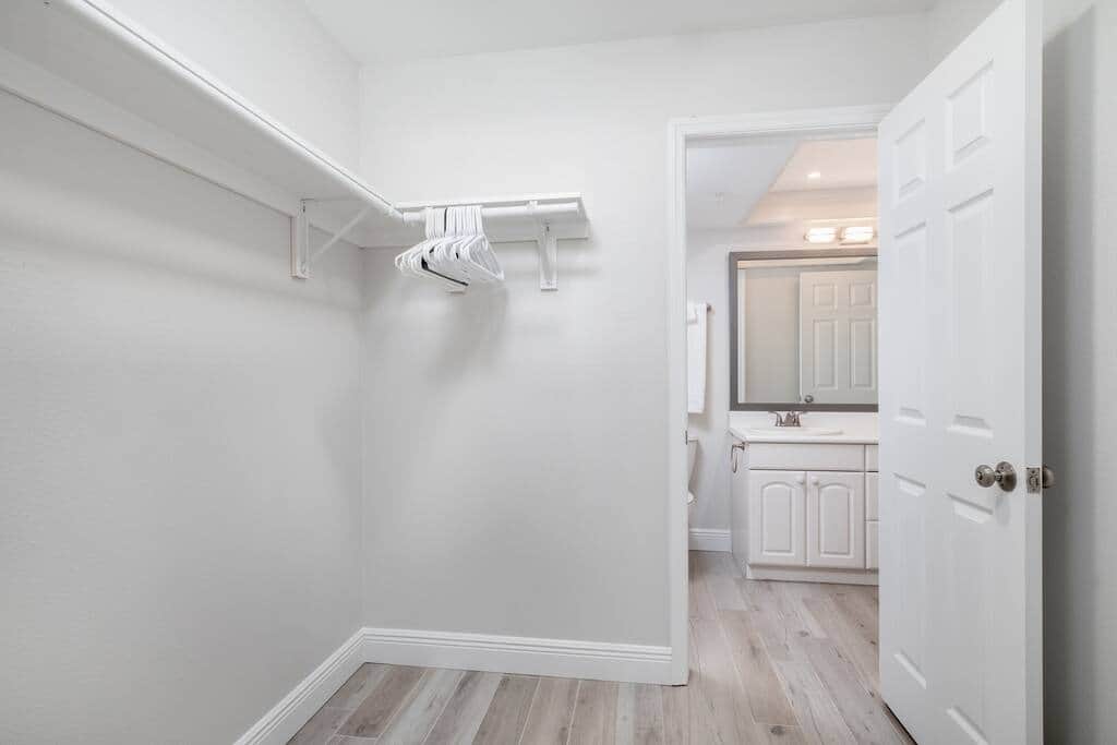 1878c03b 38a9 40be 8b6b 1a0b36b3bce8