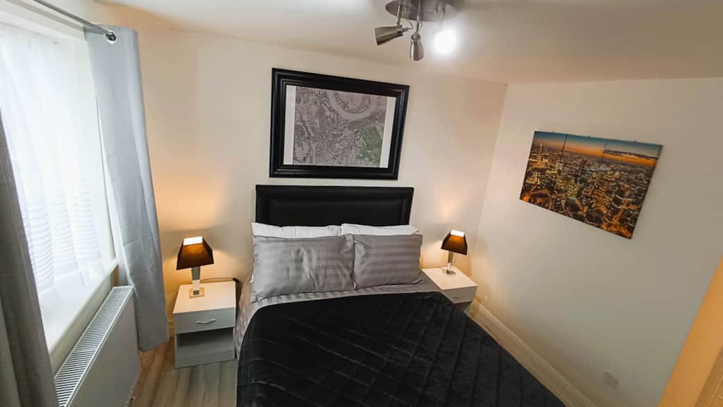 Front bedroom
