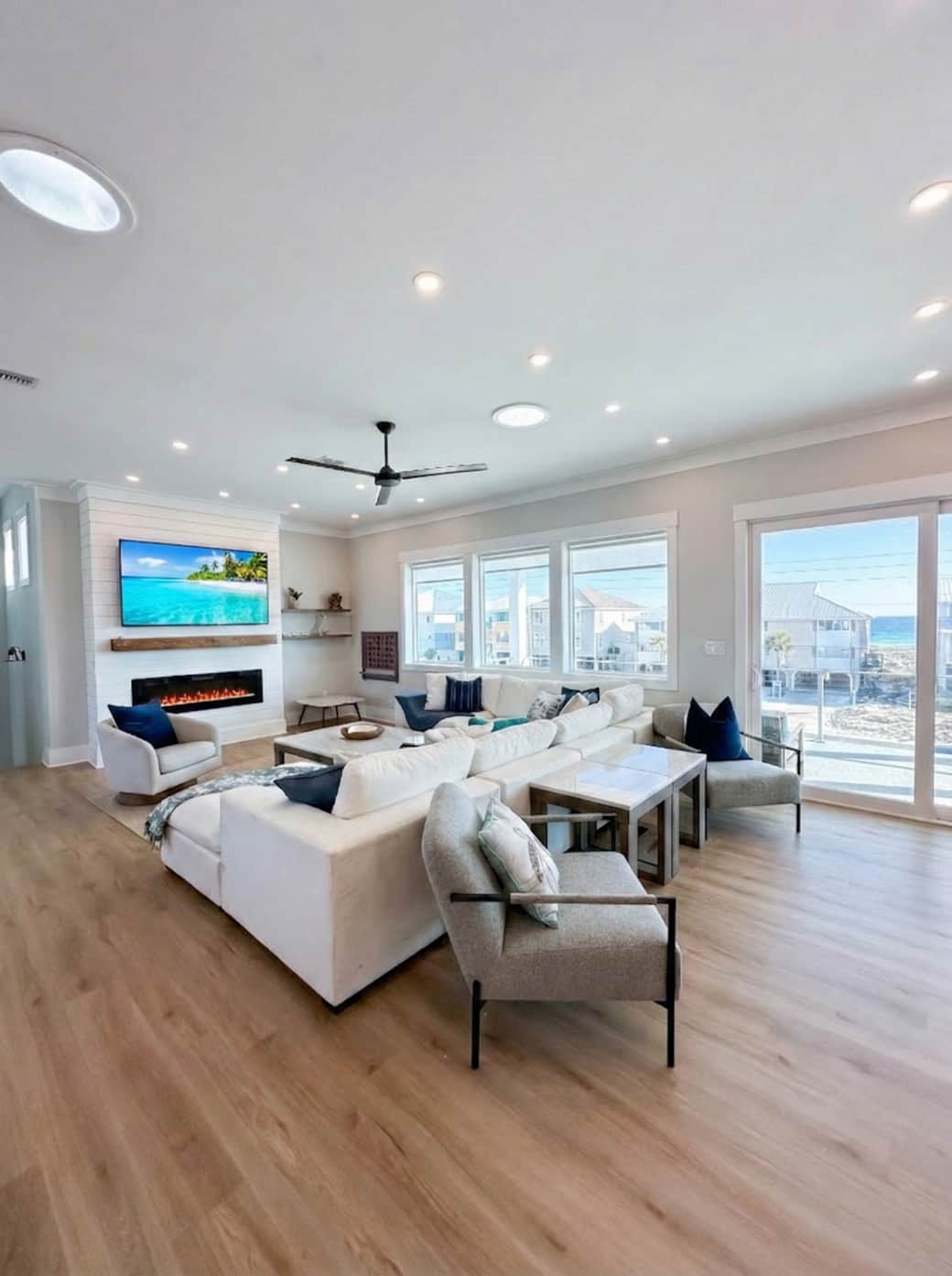 Open Concept Living Area with Gulf Views, Fireplace & SmartTV Open Concept Living Area with Gulf Views, Fireplace & SmartTV