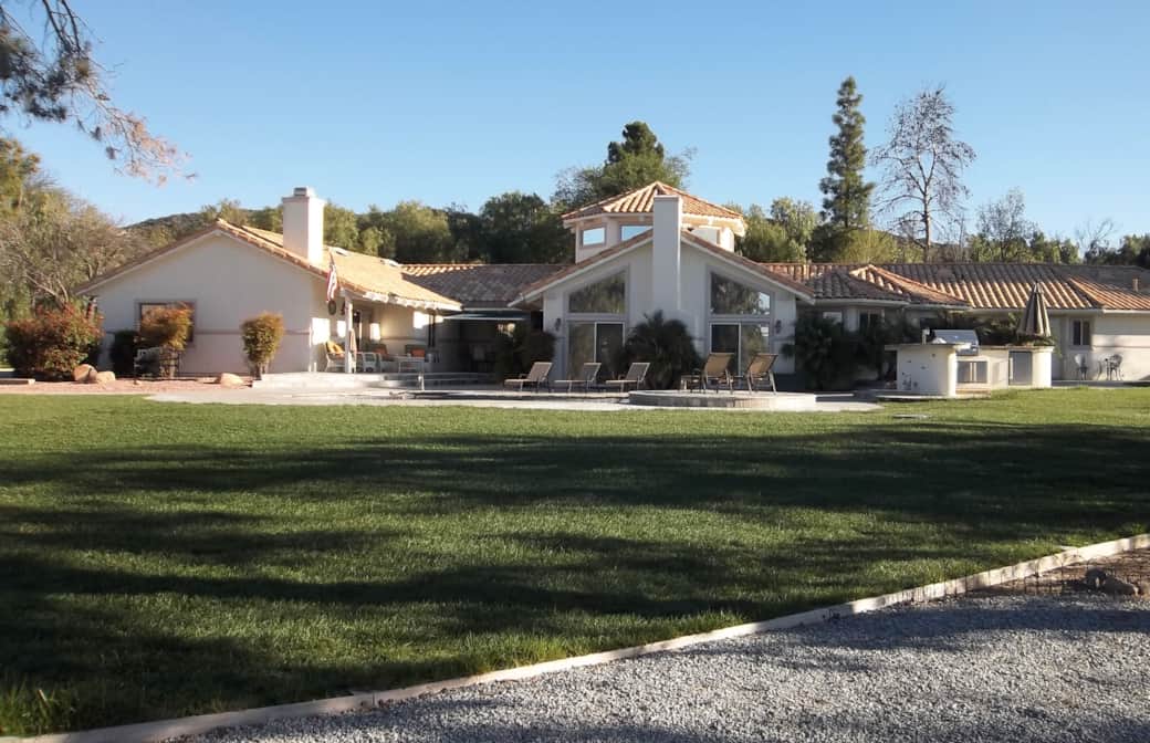 Backyard with Swimming Pool, Jacuzzi and Summer Kitchen Backyard with Swimming Pool, Jacuzzi and Summer Kitchen