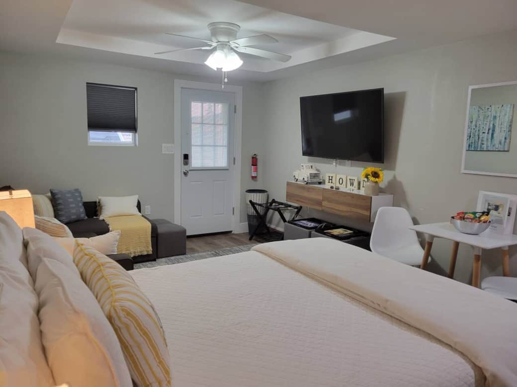 Queen size memory foam mattress and premium linens.

