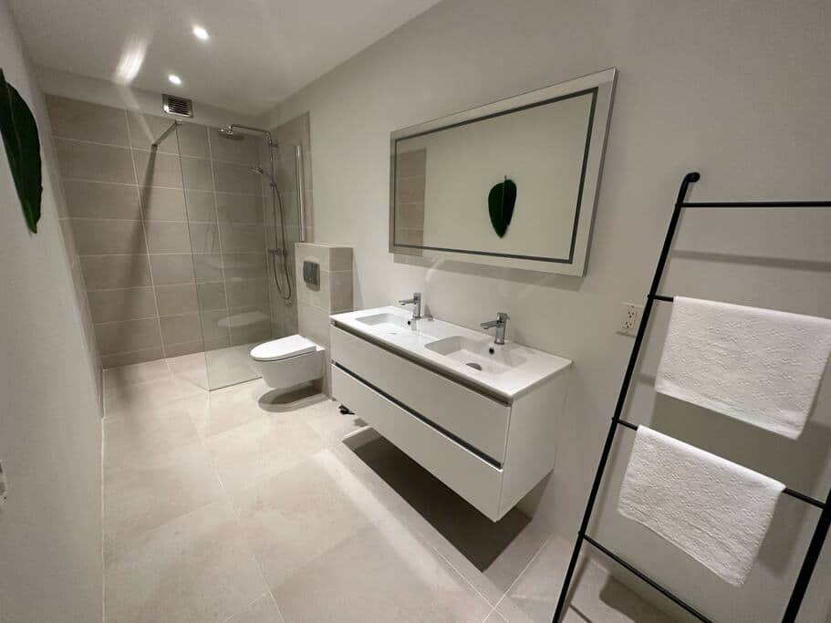 First bathroom (main floor) First bathroom (main floor)