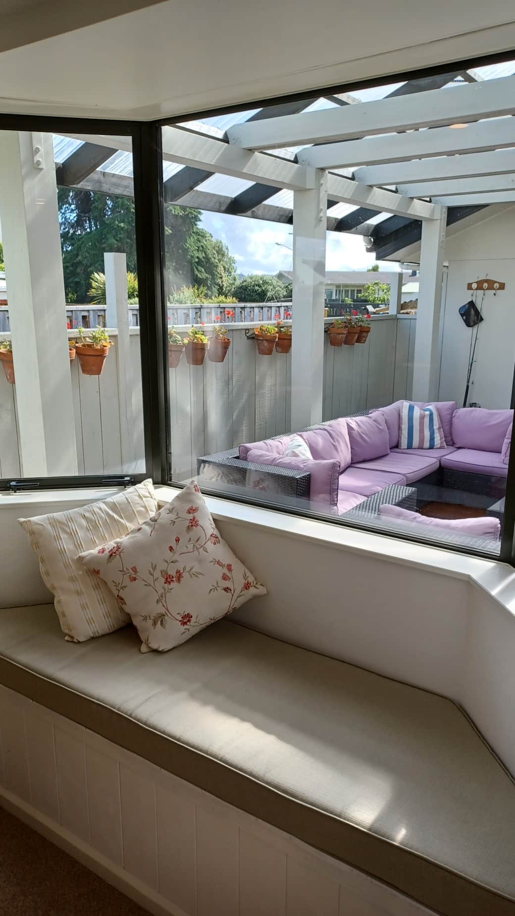 3 Mstr bdrm winddow seat portrait 3 Mstr bdrm winddow seat portrait