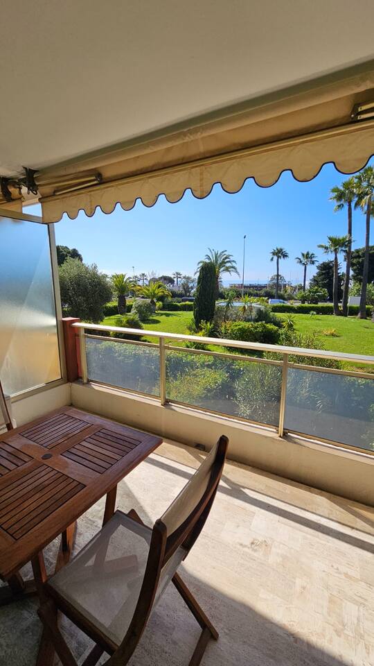 Saint Laurent du var : Appartement 2 pas du port, St-Laurent-du-Var