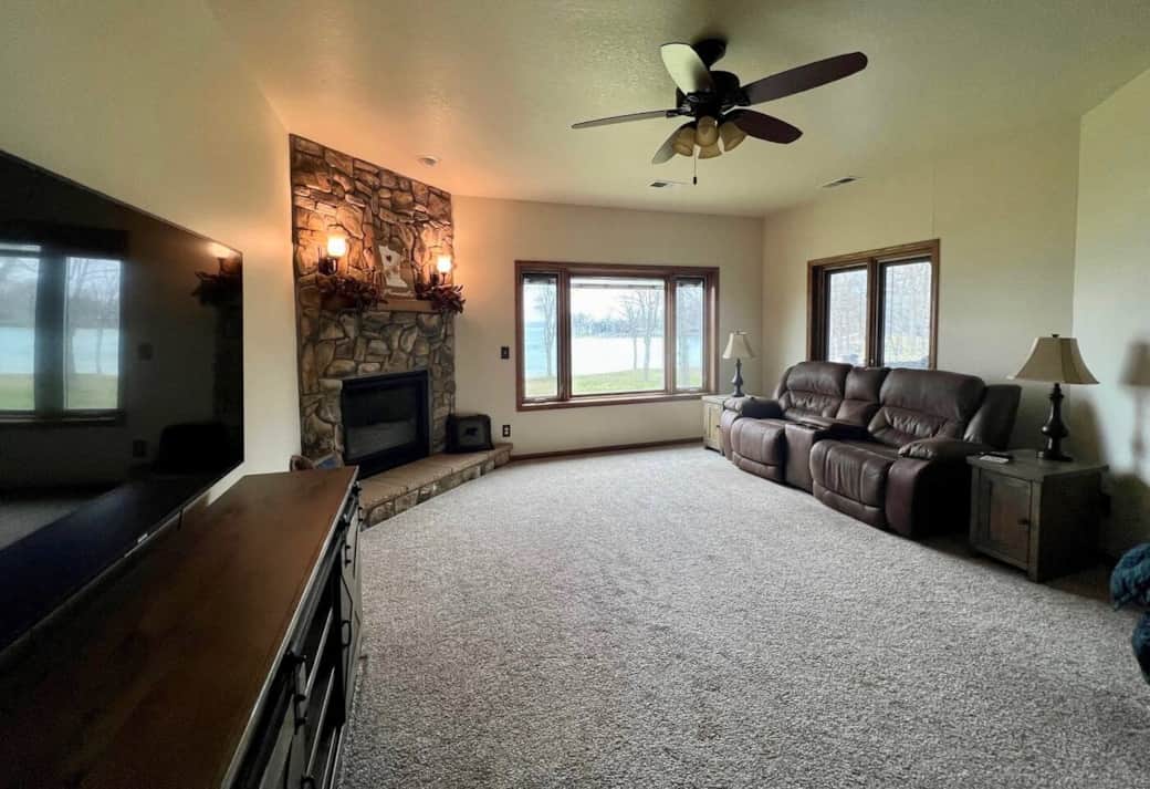 Spacious family room area