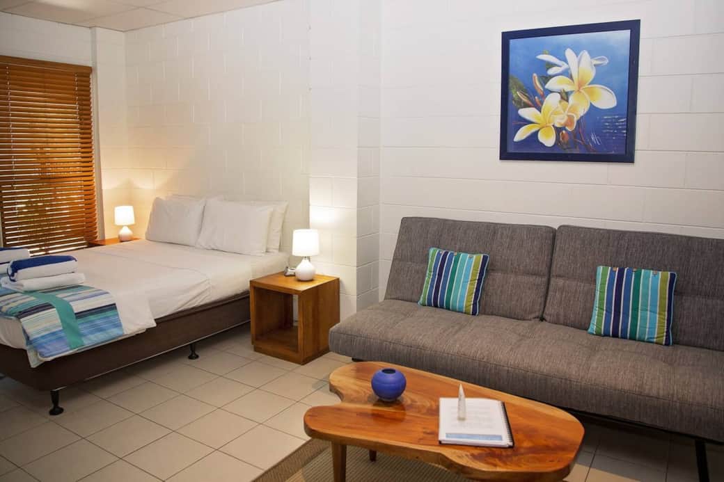 Apollo Jewel - Studio unit - Sofa Bed and Queen Bed Apollo Jewel - Studio unit - Sofa Bed and Queen Bed