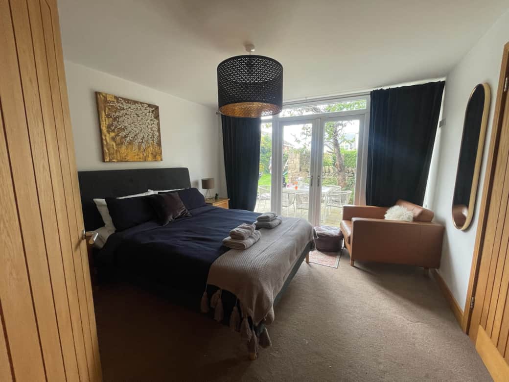 Stylish Second Bedroom with Ensuite - Ground floor entry Stylish Second Bedroom with Ensuite - Ground floor entry