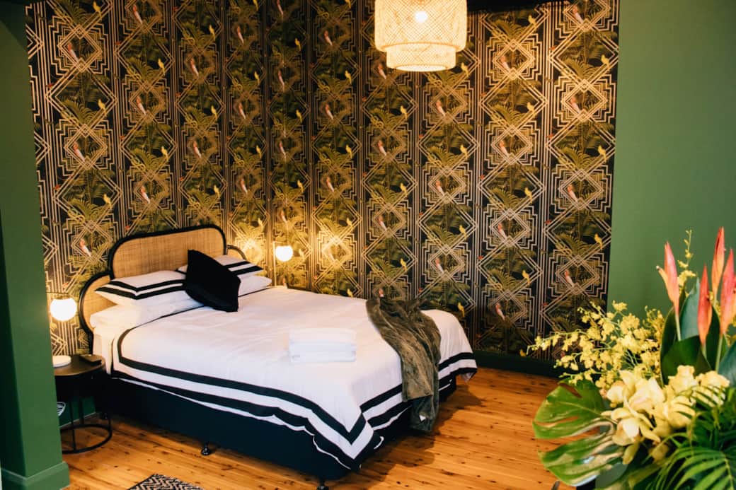 Super comfy queen bed with Sheridan linen