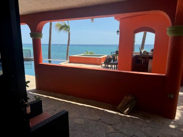 Room View of pool, Ocean