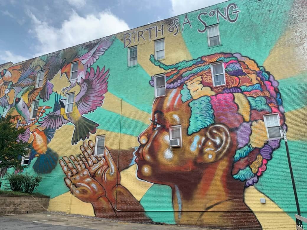 Parking Lot with Morgantown's Largest Mural.

~I have two other Suites in this Building~
~Click My Profile to check availability~