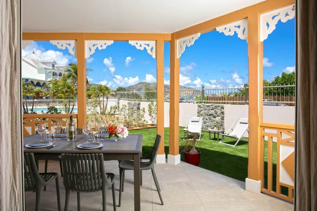 Terrace with small garden on the beach side Siview