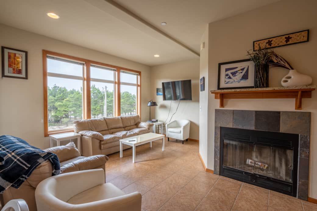 Condo 1604 Vacation Home in Winchester Bay