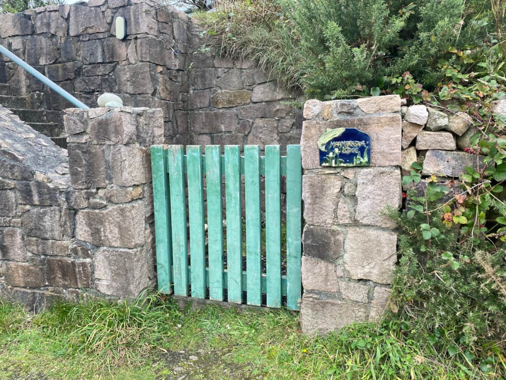 Front gate of Anam Arís, welcoming you to your peaceful Connemara retreat Front gate of Anam Arís, welcoming you to your peaceful Connemara retreat