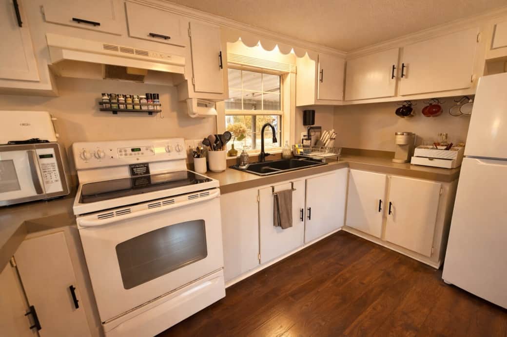 Enjoy a clean, fully equipped kitchen with full-size appliances and everything you need for meal prep. 