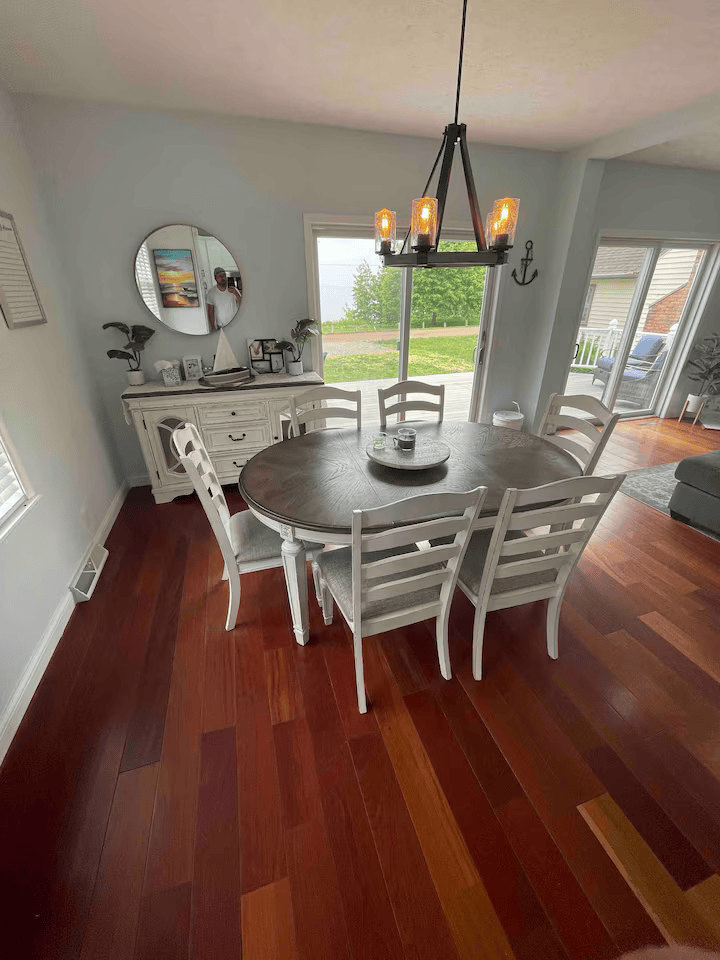 Open-concept dining room 