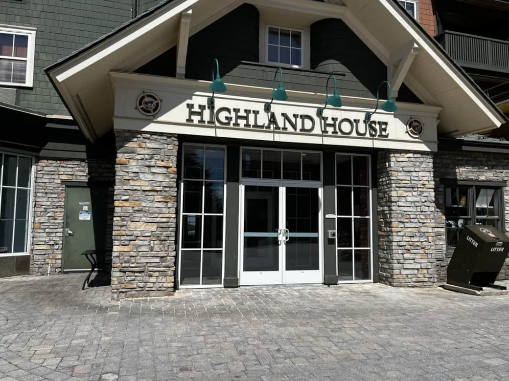 Elevation Vacation Rentals - Highland House - Village Level Entrance